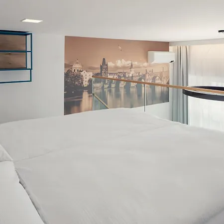 Hotel Ea Moment 4*
