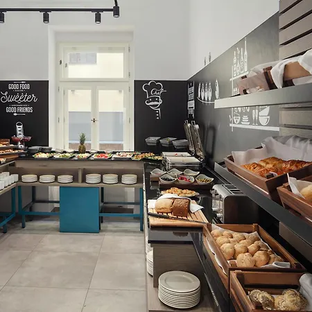 Hotel Ea Moment Self Check-in Praga